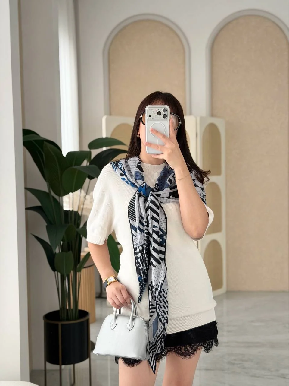 Hermes Hermes Scarf promenade Au Faubourg Gris Chiné Clair / Bleu Moyen / Marine