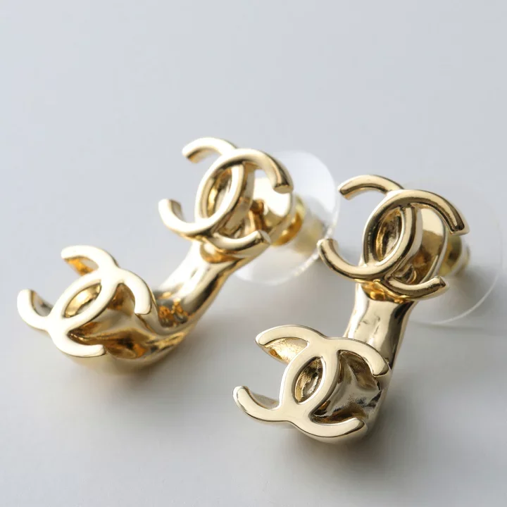 CHANEL Chanel Earrings Interlinked CC Gold