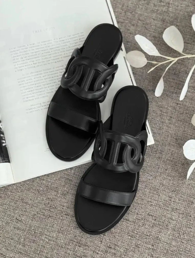 Hermes Hermes Lagune Sandal Leather Noir Black