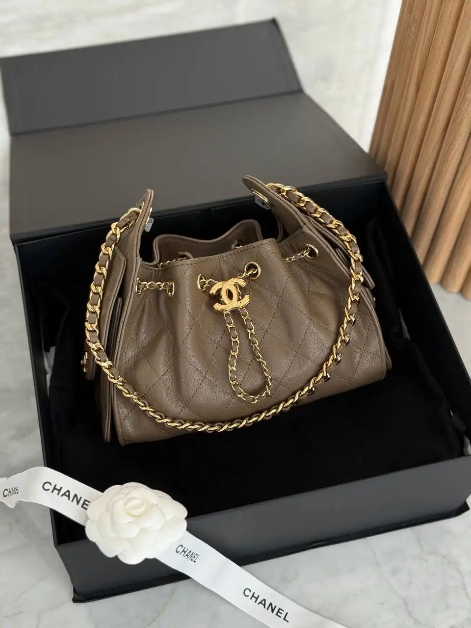 CHANEL CHANEL 25 / C25 Mini Olive / Khaki 2026 Grained Skin GHW Shiny