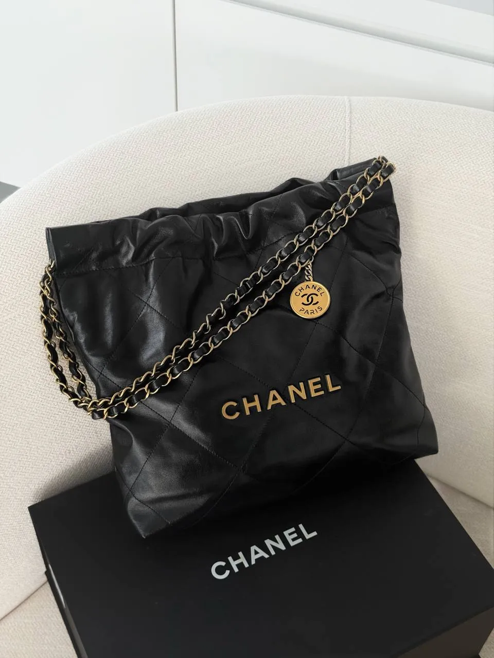 CHANEL Preloved Chanel 22 / C22 Black GHW