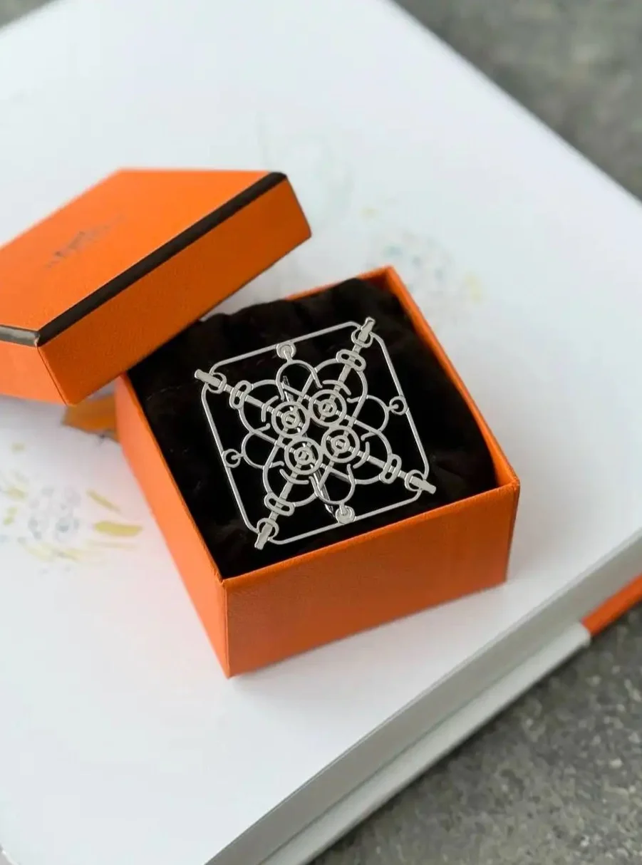 Hermes Hermes Scarf Ring Eperon dOr Cisele PHW