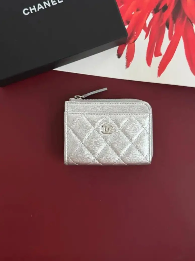 CHANEL Chanel Classic Zipped Card Wallet Caviar Silver SHW