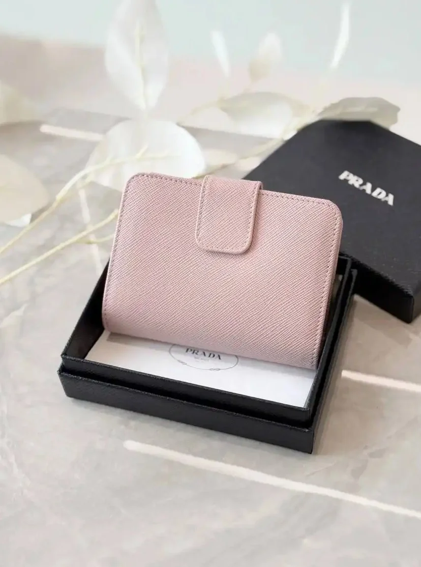 Prada Prada Portafoglio Piccolo In Saffiano Alabaster Petal Lettering Logo Bifold wallet with zip