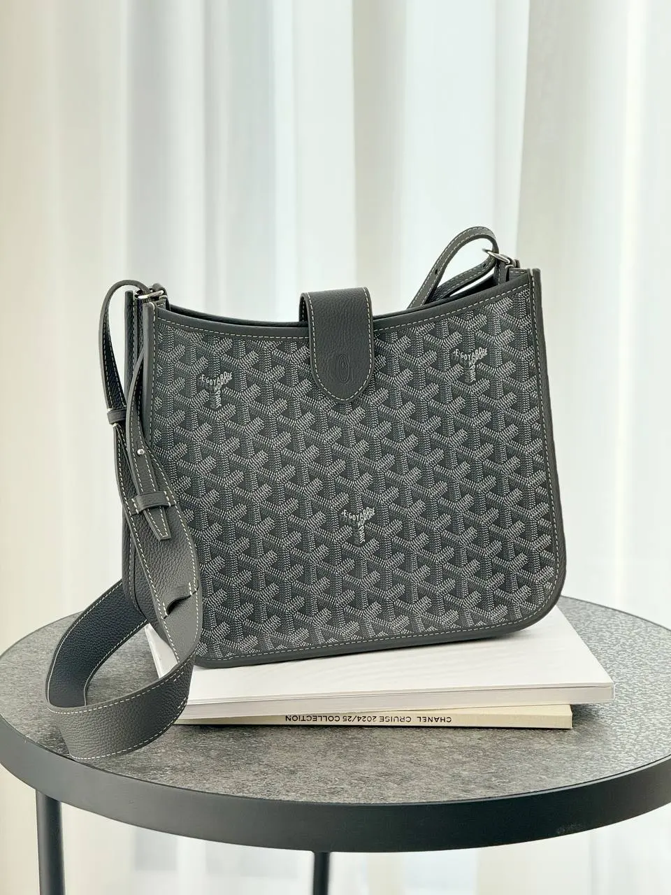 Hermes Plein Air Palette Metal & Applicator | Snowceline Luxuries
