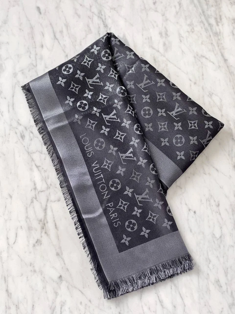 Louis Vuitton LV Monogram Shine Shawl / Scarf Black