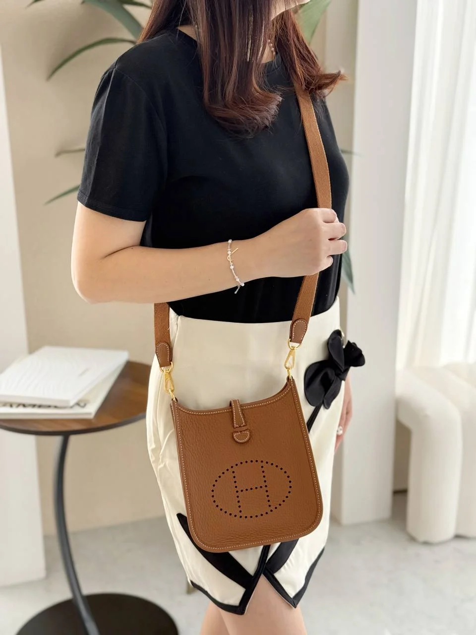Hermes Evelyne 16 / Mini Evelyne Clemence Gold - Gold GHW - photo 3