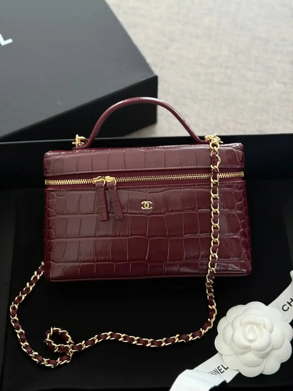 CHANEL Chanel Vanity Clutch with Chain Croco Burgundy GHW