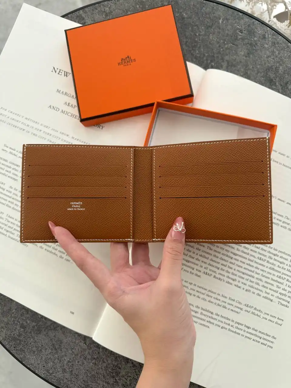 Hermes Hermes Men Wallet Gold Epsom