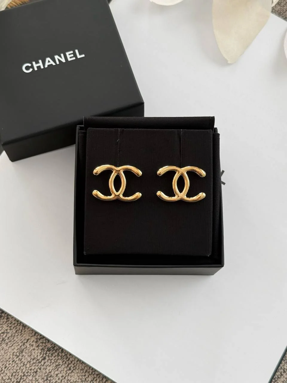 CHANEL Chanel Classic Outline CC Gold Earrings
