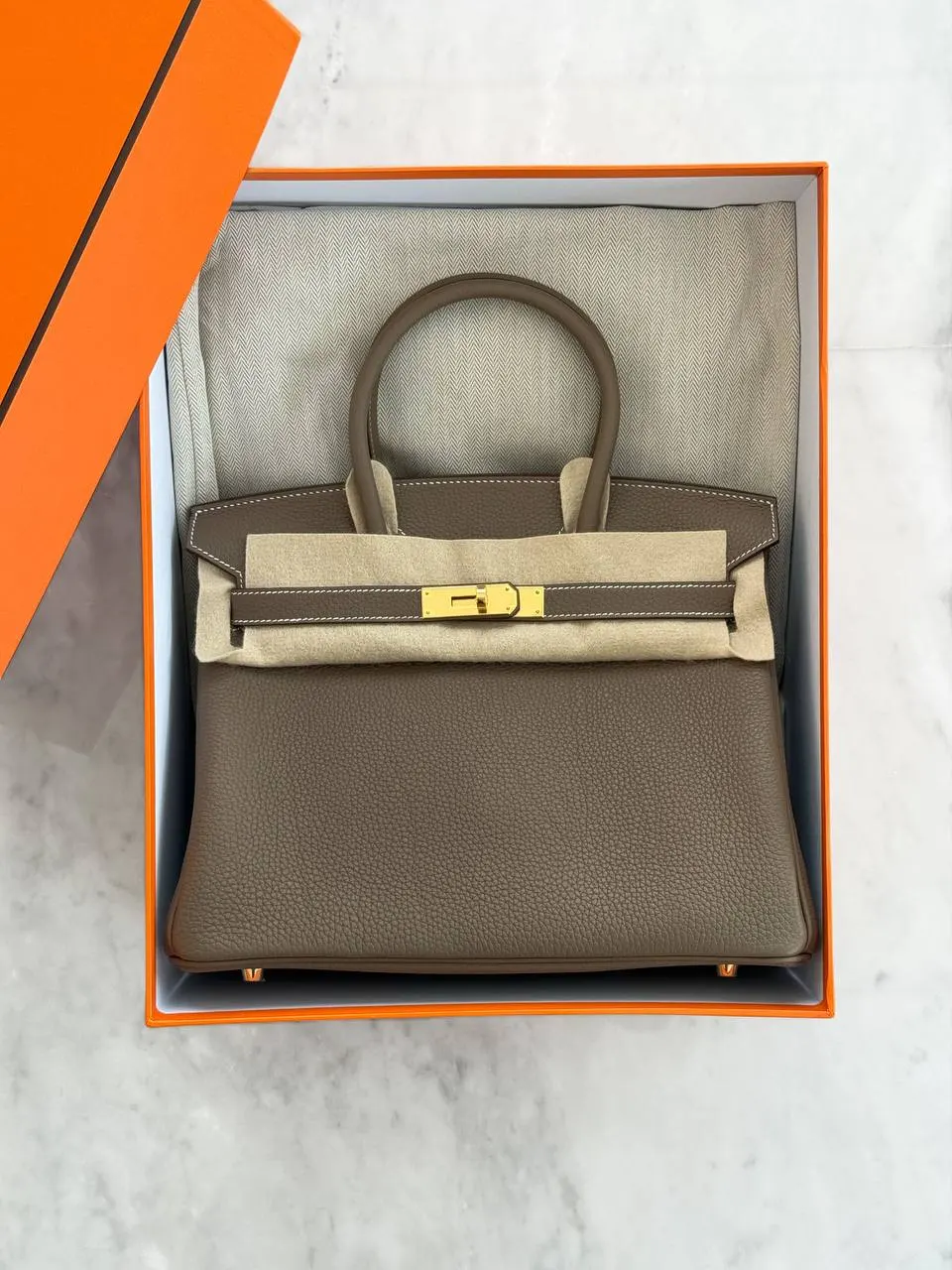 Hermes Hermes Birkin 25 /  B25 Togo Etoupe GHW