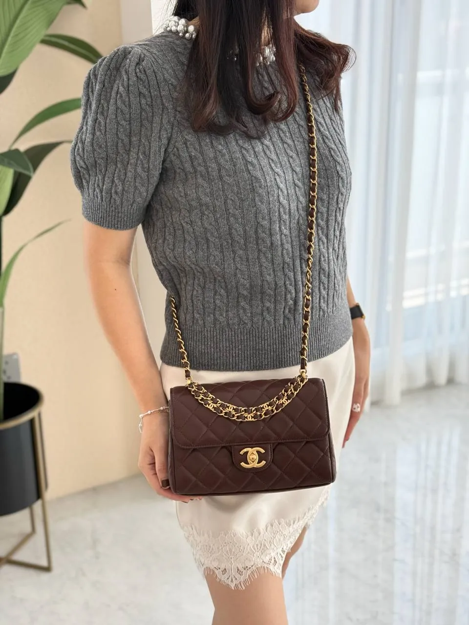 Chanel Small FlapBag With Handle Dark Chocolate Caviar GHW - photo 4