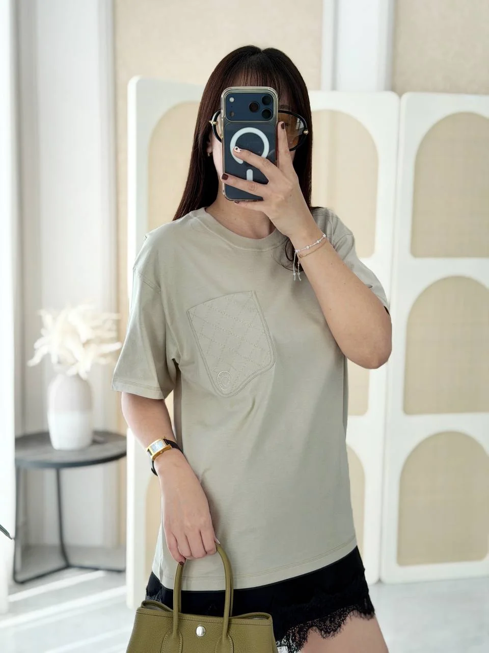 Hermes Hermes Maxi Embroidered Pocket Tshirt Beige Pierre DIstrie