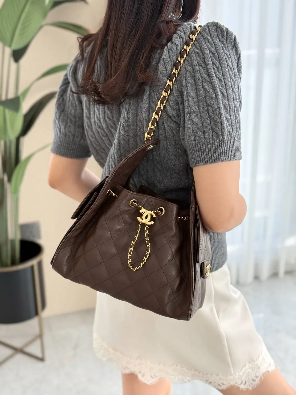 Chanel 25 / C25 Small C25 Dark Brown Caviar GHW Shiny Buckle - photo 3