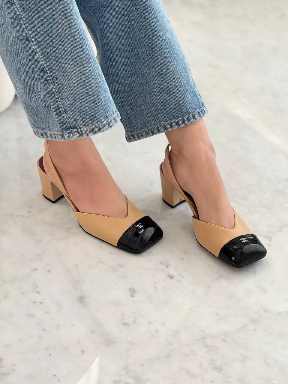 Chanel Classic CC Square Toe Slingback Beige / Black - photo 4