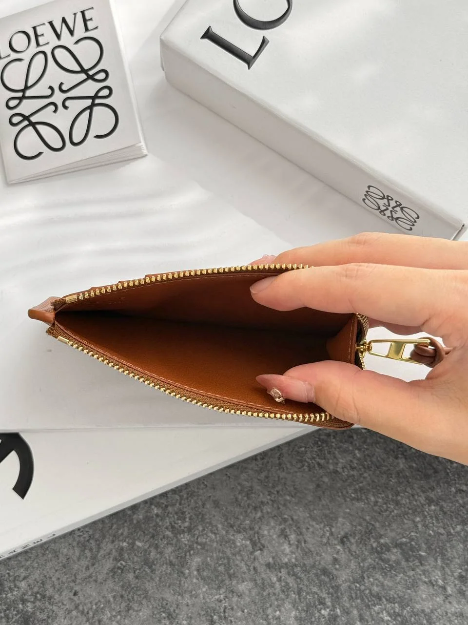 Loewe Knot Coin Cardholder in Brown - photo 3