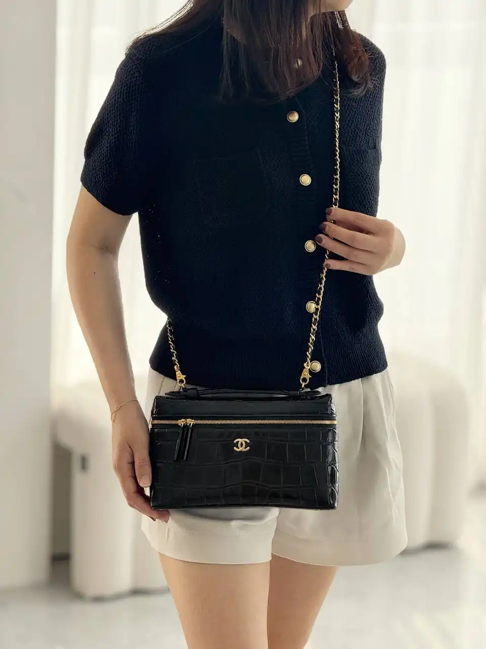 Chanel Vanity Classic Medium 23cm Croco Black Patent GHW - photo 4