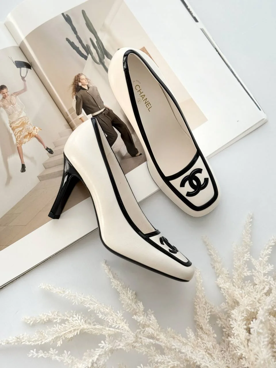 CHANEL Chanel CC Logo Square Toe High Heel Pumps – White / Black