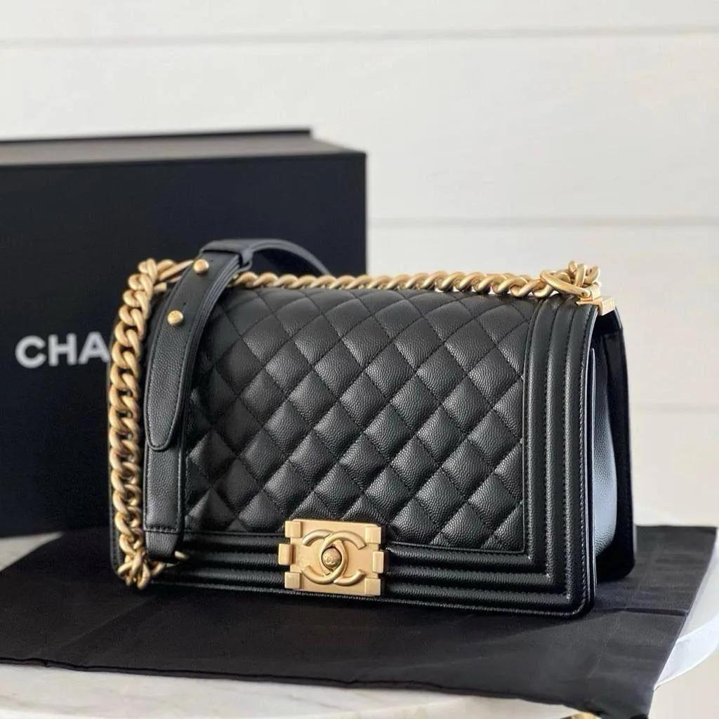 CHANEL Chanel Boy Medium Black GHW