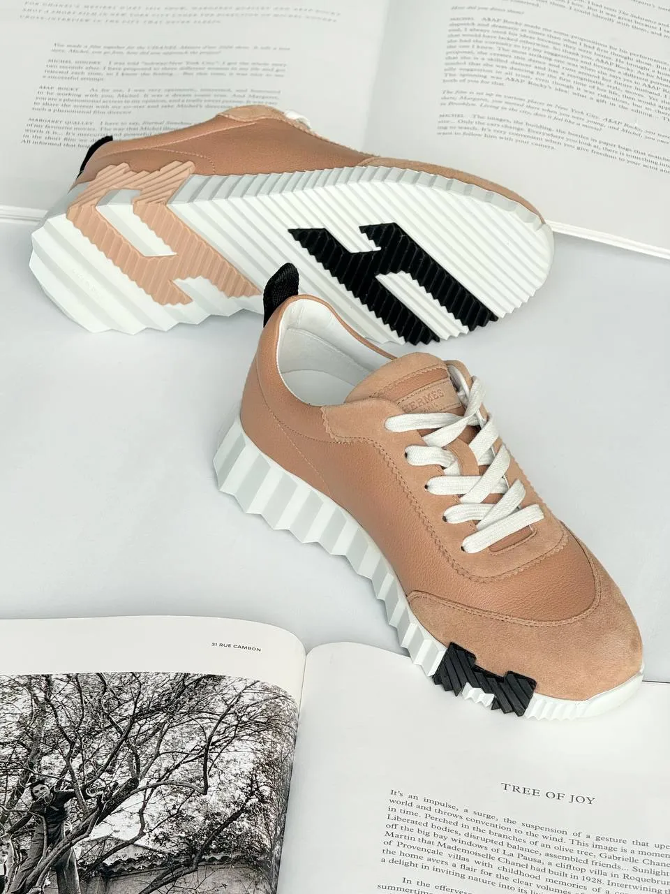 Hermes Hermes Bouncing Sneaker Leather Beige Perlino