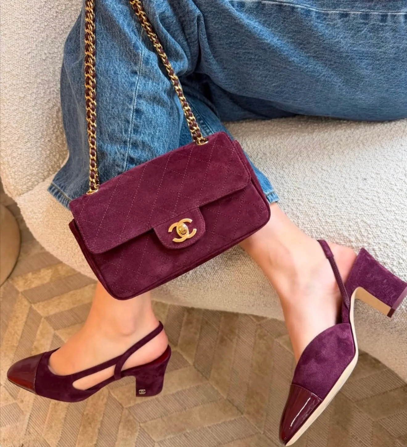 Chanel Classic Flap Mini Velvet Burgundy GHW - photo 4
