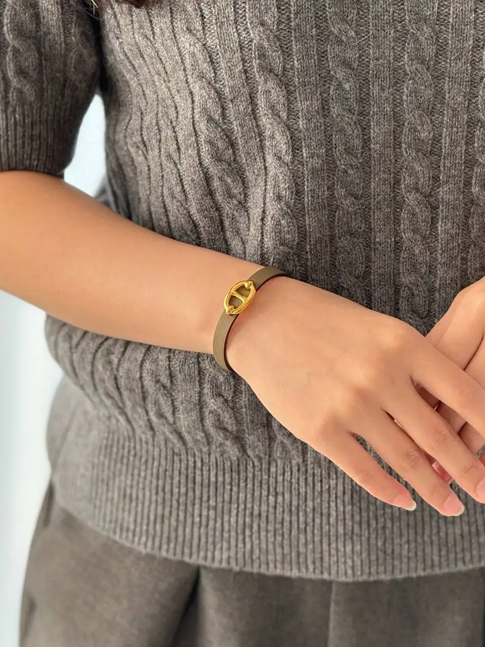 Hermes Hermes Mini Thalassa Bracelet Etoupe GHW