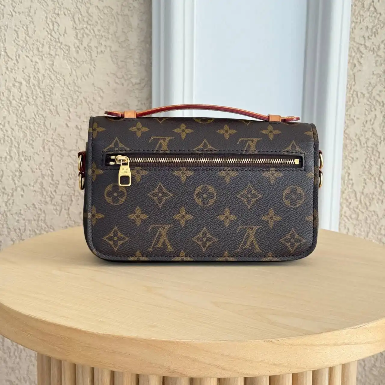 Preloved LV Metis East West Monogram - photo 3