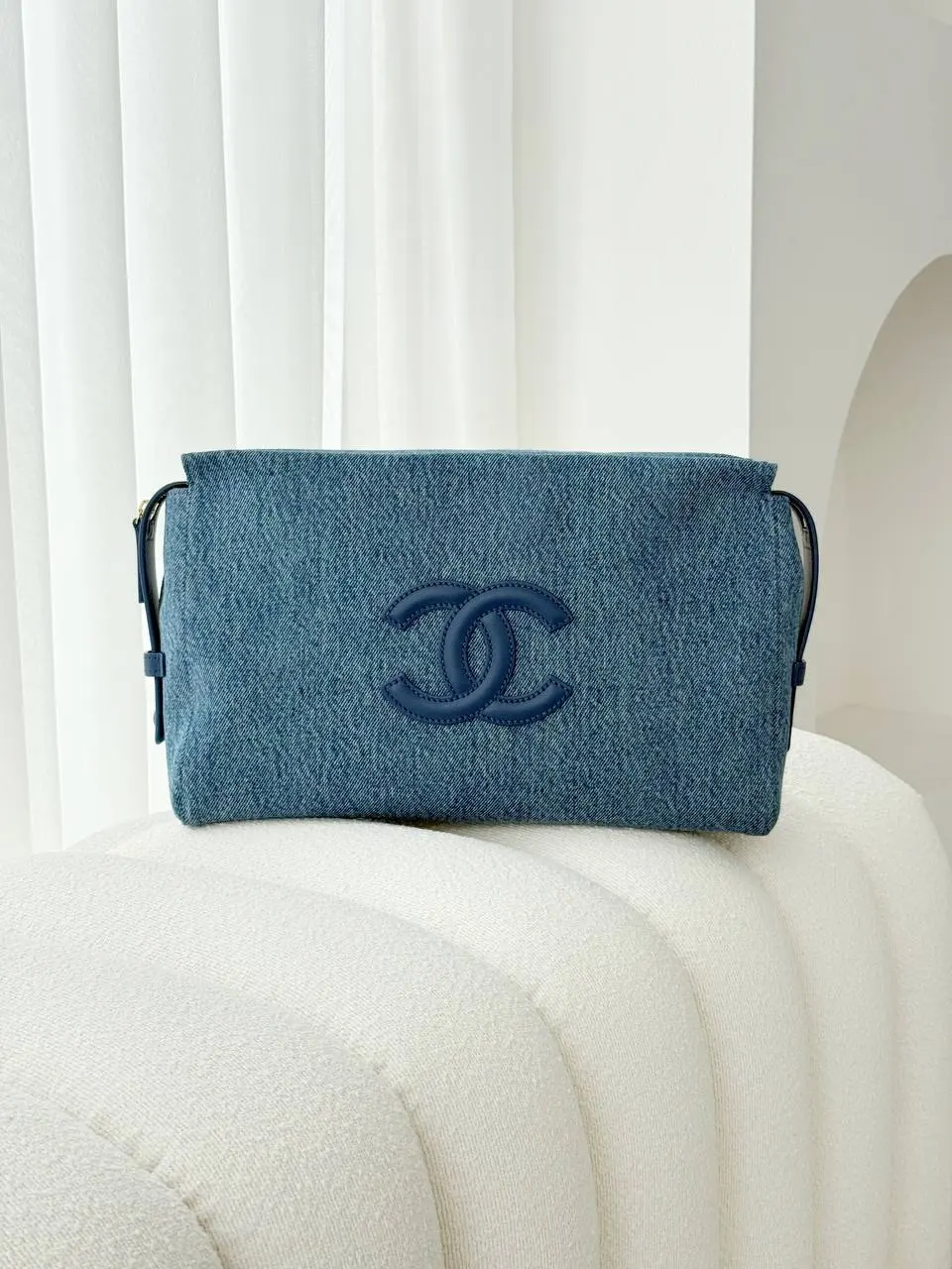 CHANEL Chanel Metiers d'Art 2026 Clutch Denim