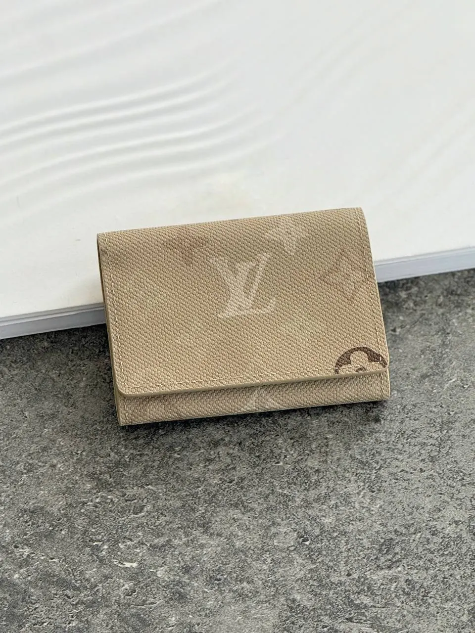 Louis Vuitton LV Enveloppe Carte De Visite Wallet Monogram Surplus