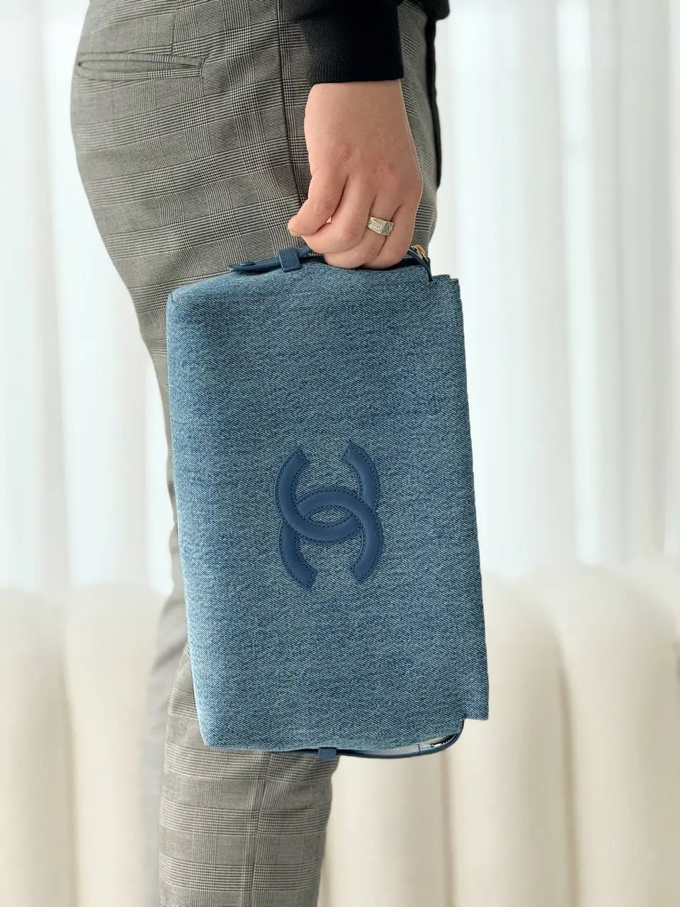 Chanel Metiers d'Art 2026 Clutch Denim - photo 4