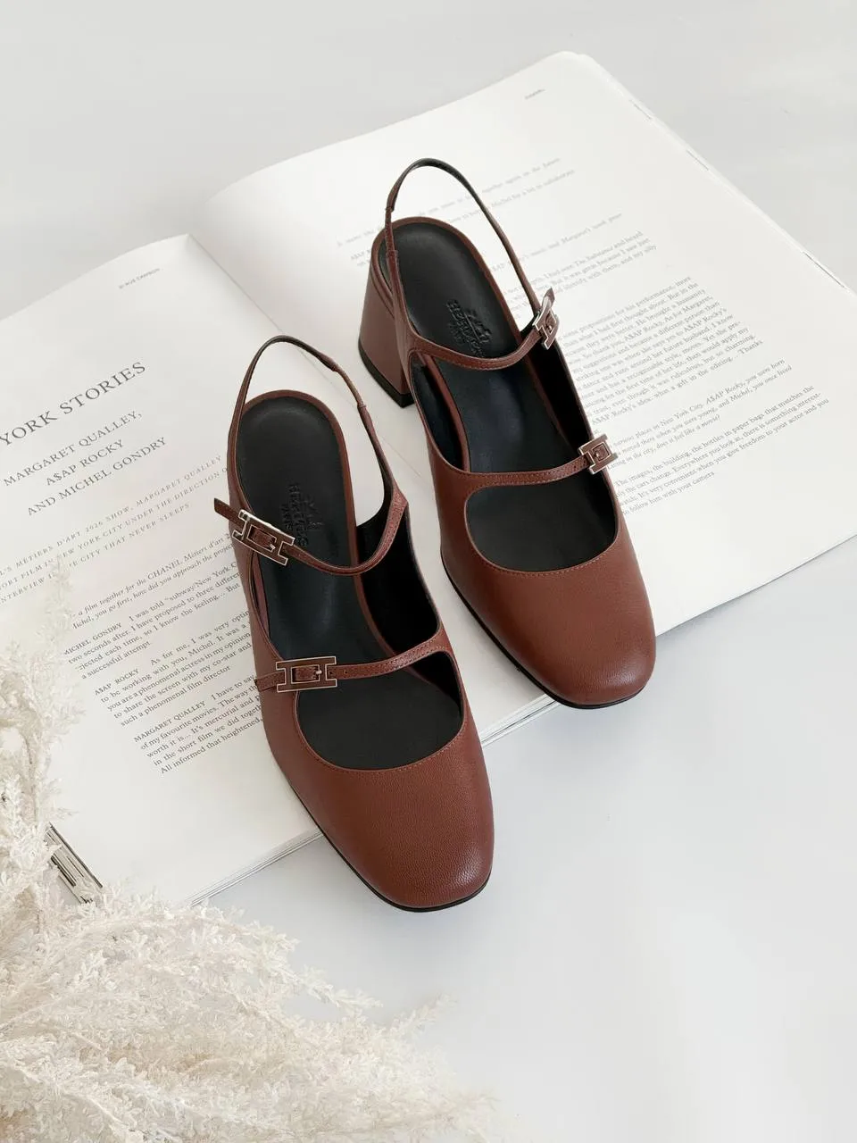 Hermes Hermes Jackie 50 Pump Slingback Gold