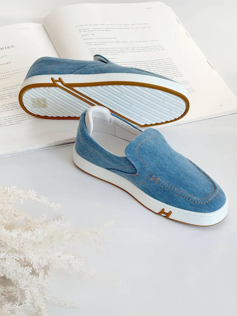 Hermes Hermes Kiddy Slip-On Sneaker Bleu Clair / Blanc White