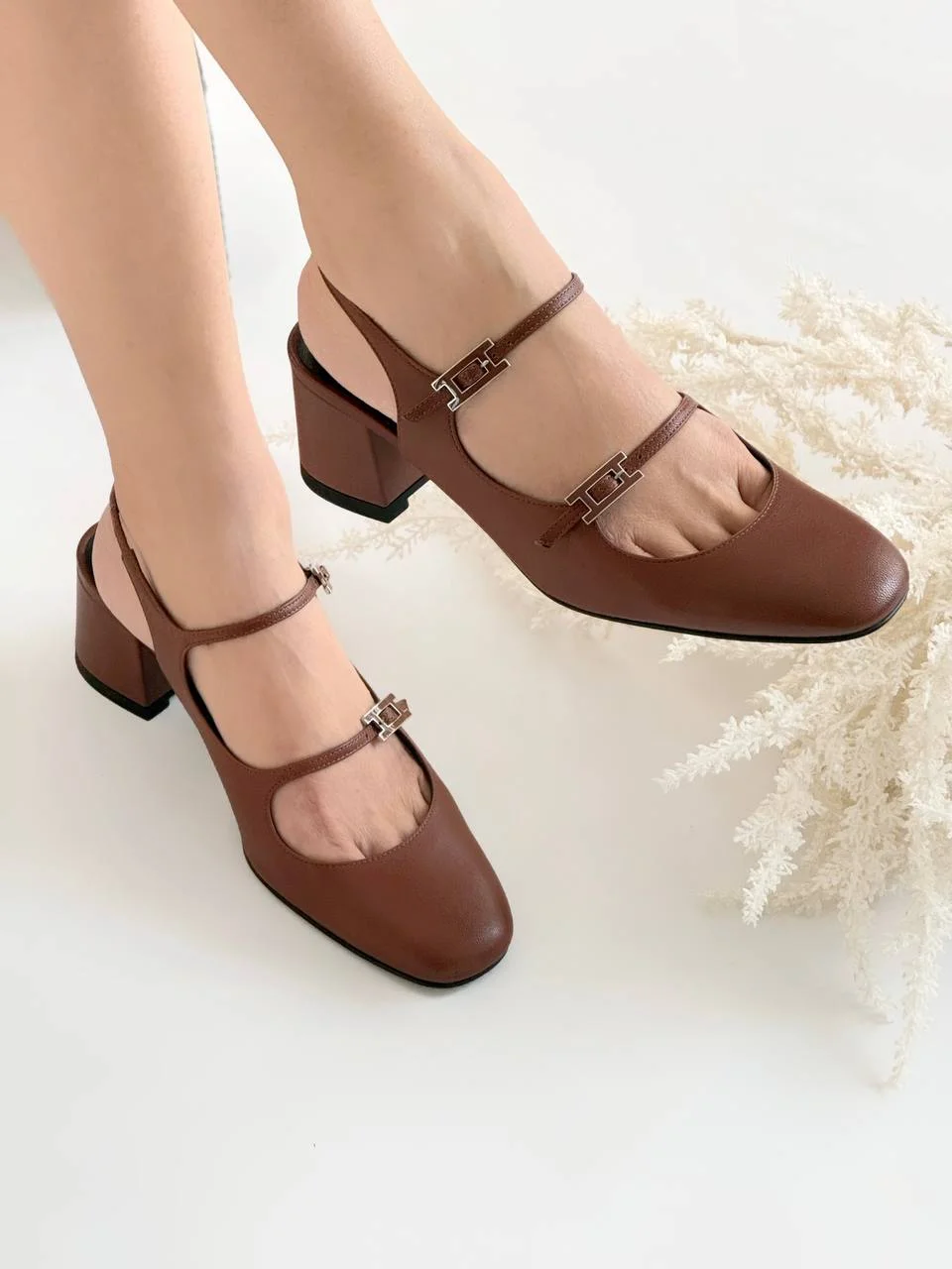 Hermes Jackie 50 Pump Slingback Gold - photo 4