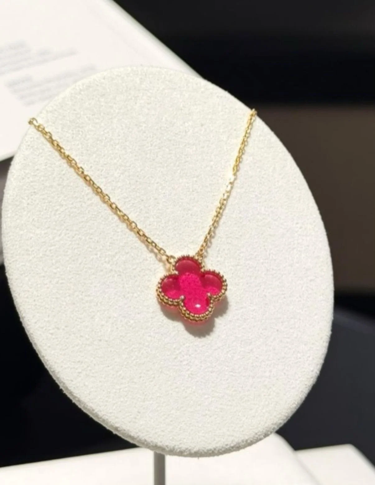 VCA Vintage Alhambra Pendant 18K Yellow Gold Pink Enamel - photo 6
