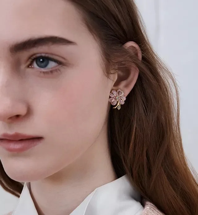 Dior Floral Clover Stud Earrings Pale Gold - photo 6