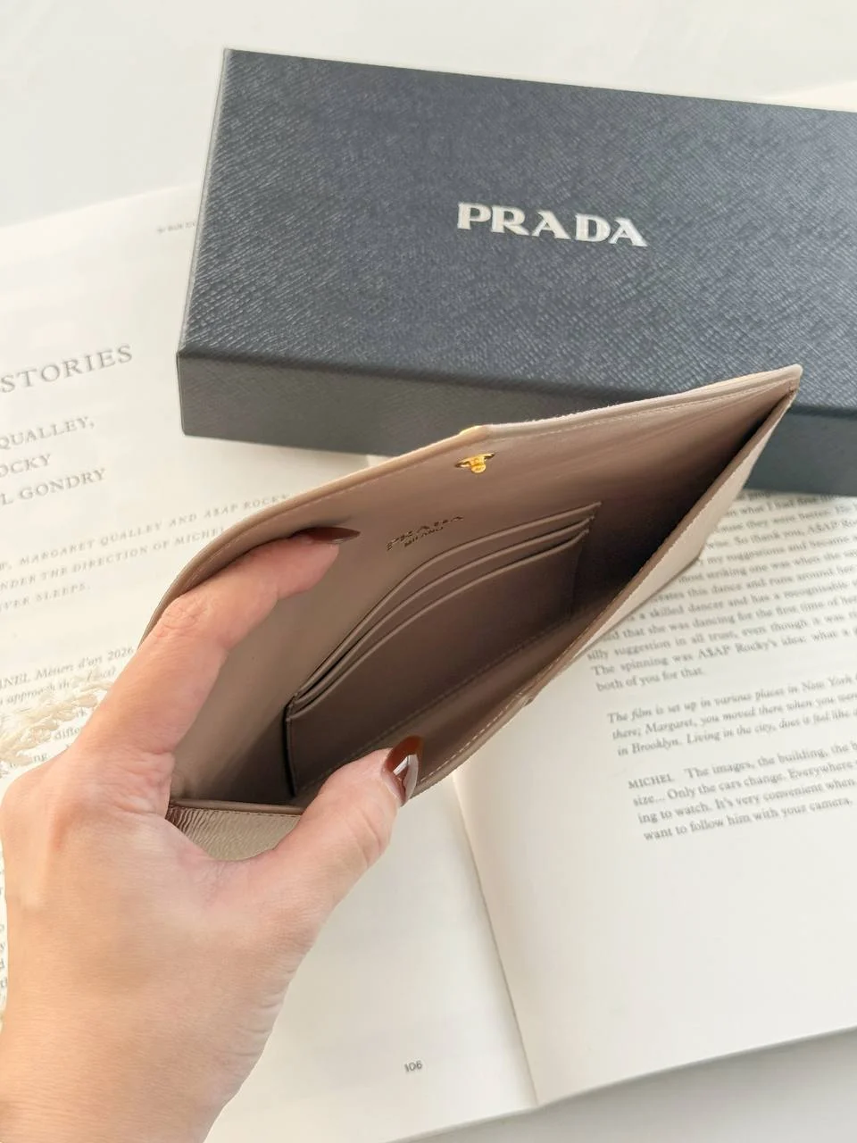 Prada envelope Wallet Epi Leather - photo 3