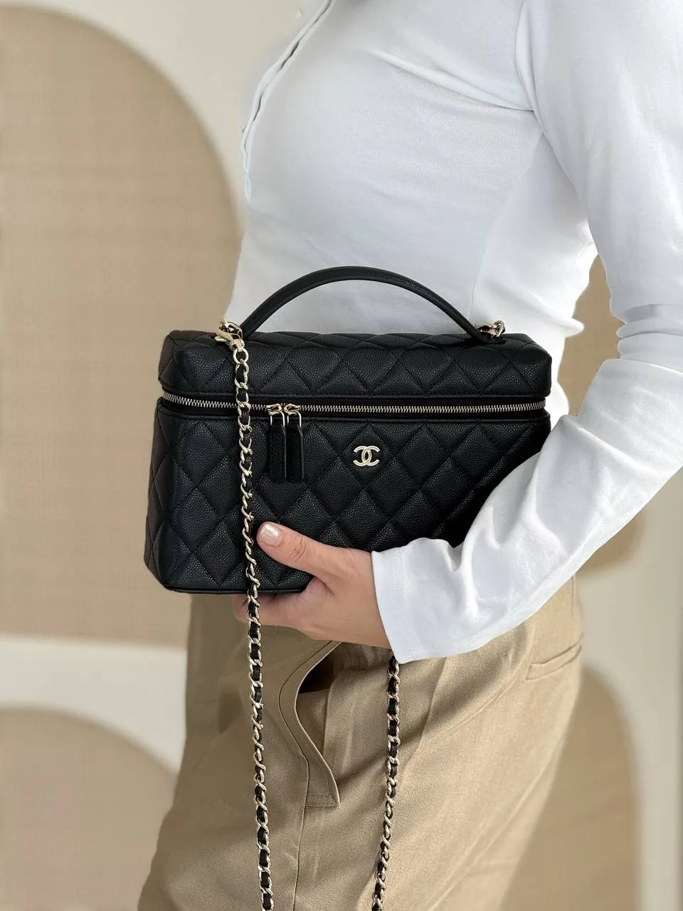 Chanel Vanity Classic Medium 23cm Caviar Black GHW - photo 3