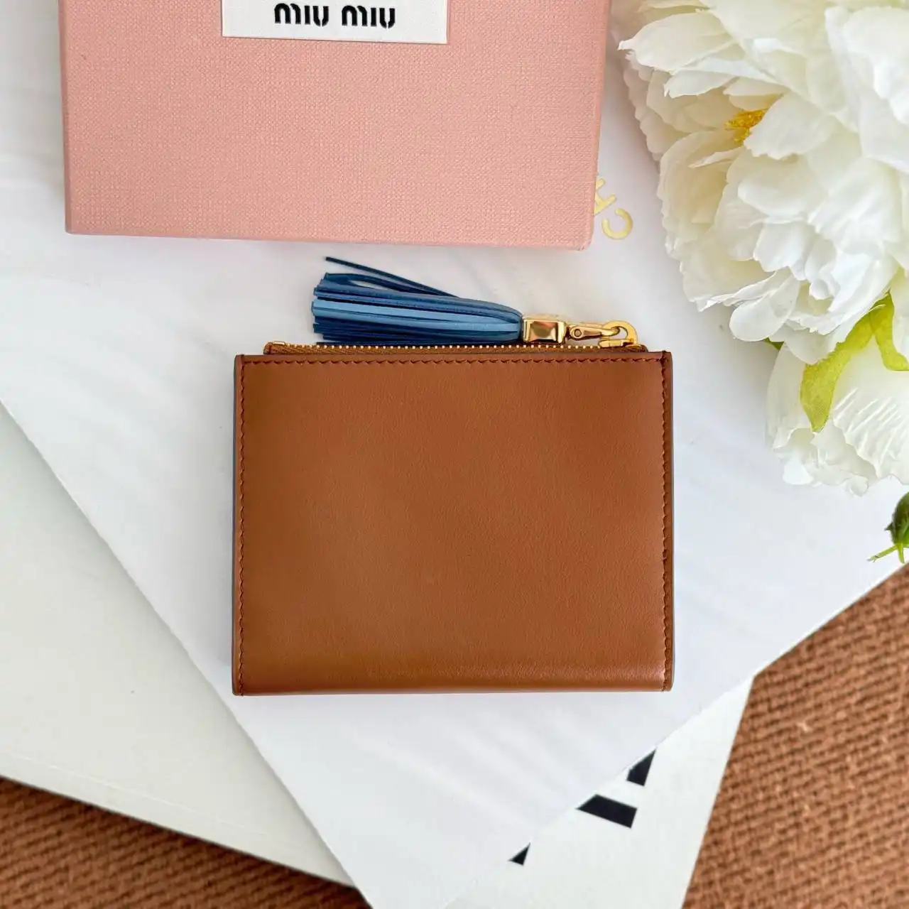 Miu Miu Miu Miu Bifold Wallet Compact Nappa Leather Tassel Logo Cognac