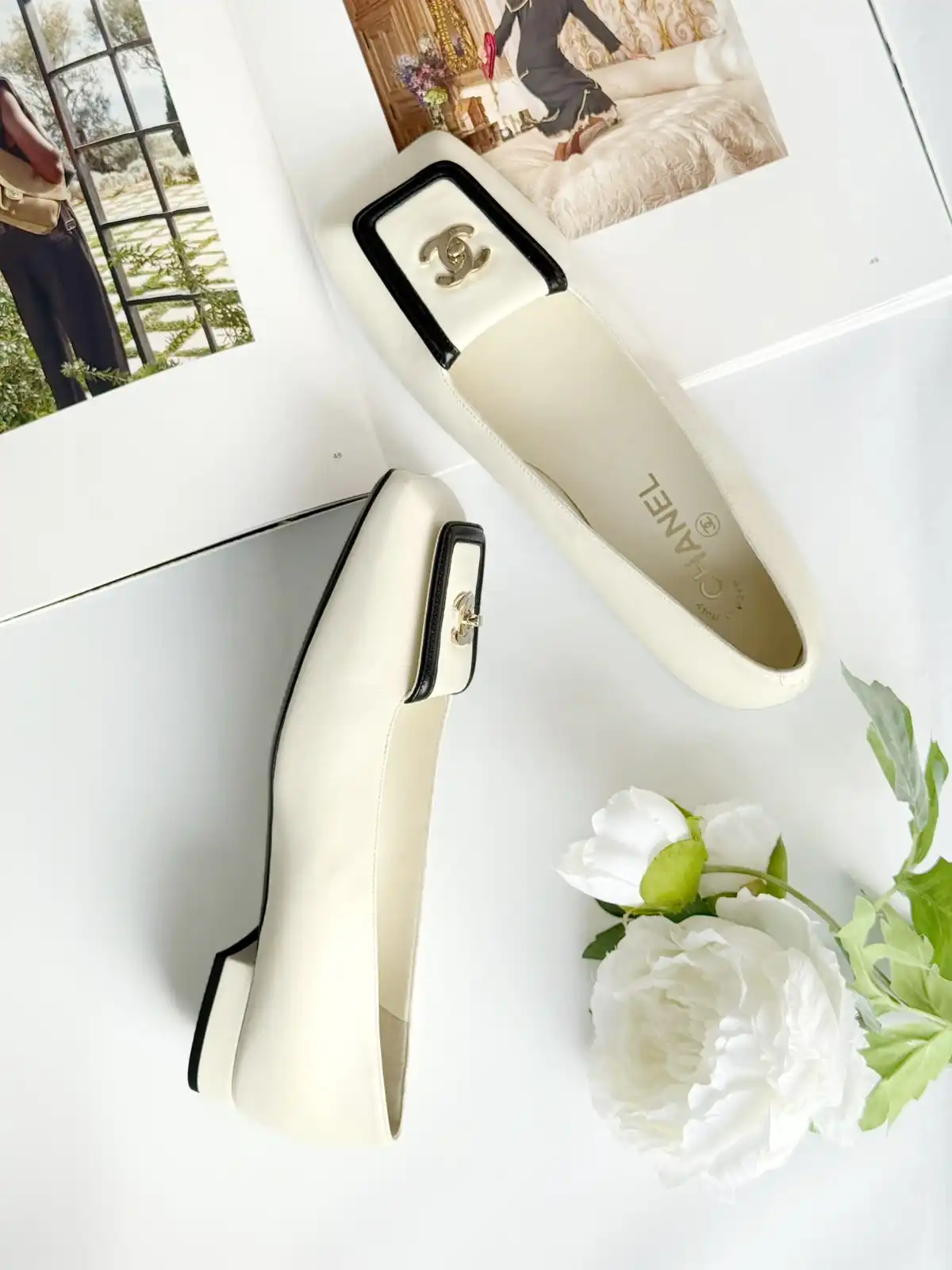 CHANEL Chanel Square - Toe Leather Ballet Flats Ivory Black