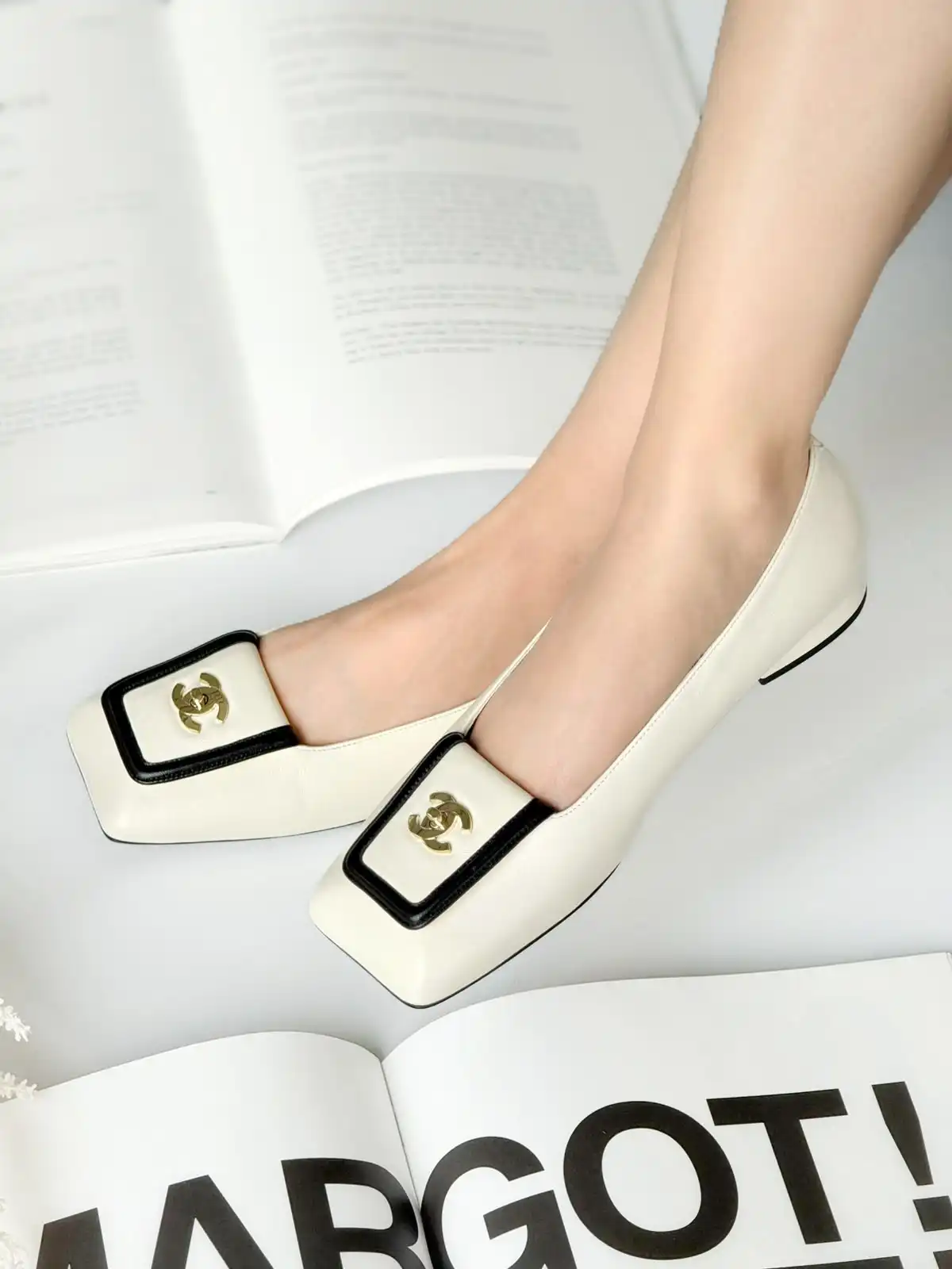 Chanel Square - Toe Leather Ballet Flats Ivory Black - photo 5