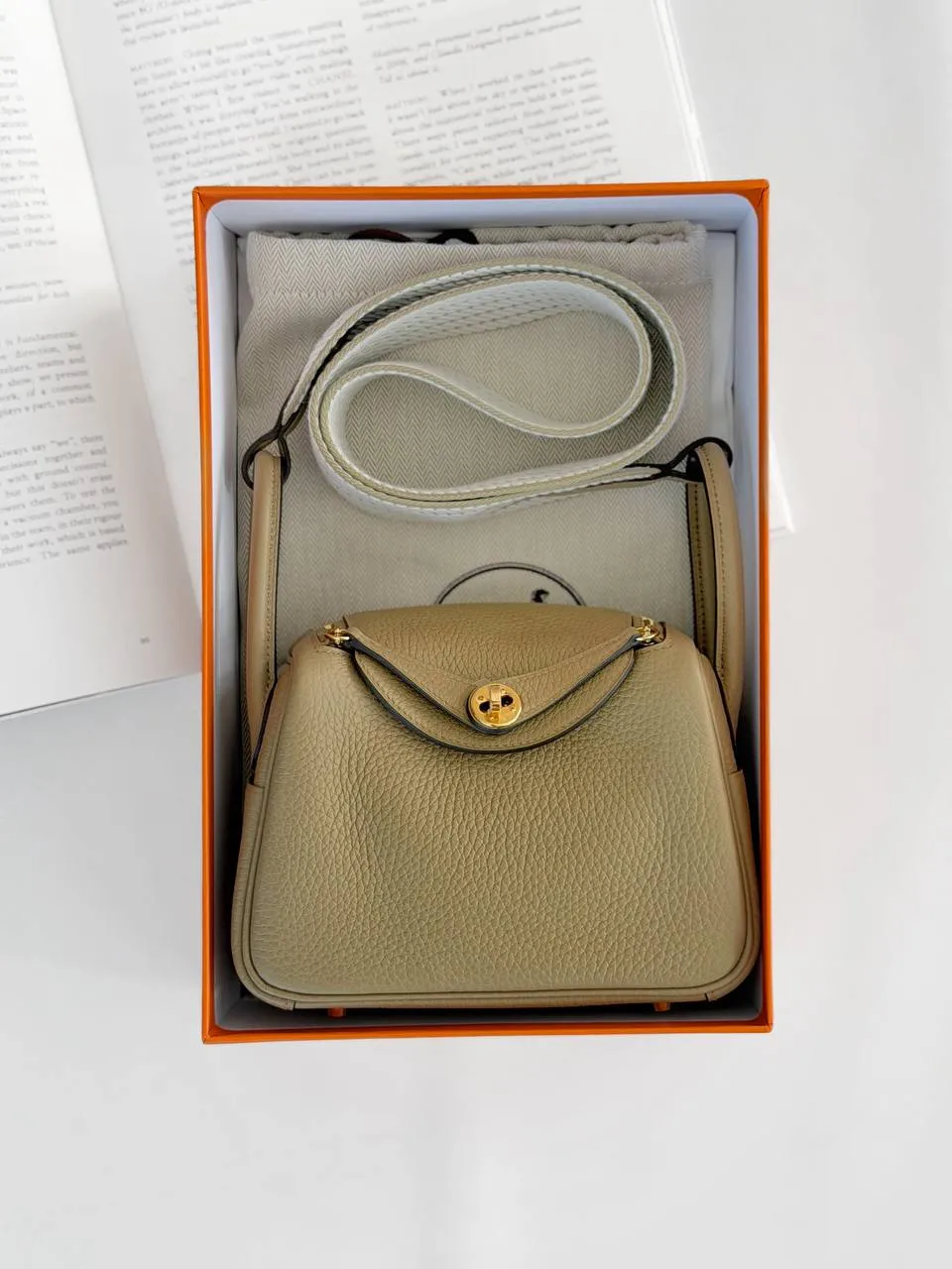 Hermes Hermes Mini Lindy Beige Marfa / Marfa / Gris Pale GHW