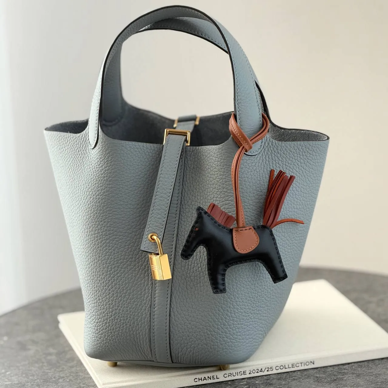 Hermes Hermes Rodeo PM Noir - Black / Sienne / Gold