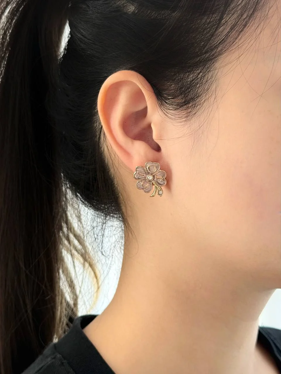 DIOR Dior Floral Clover Stud Earrings Pale Gold