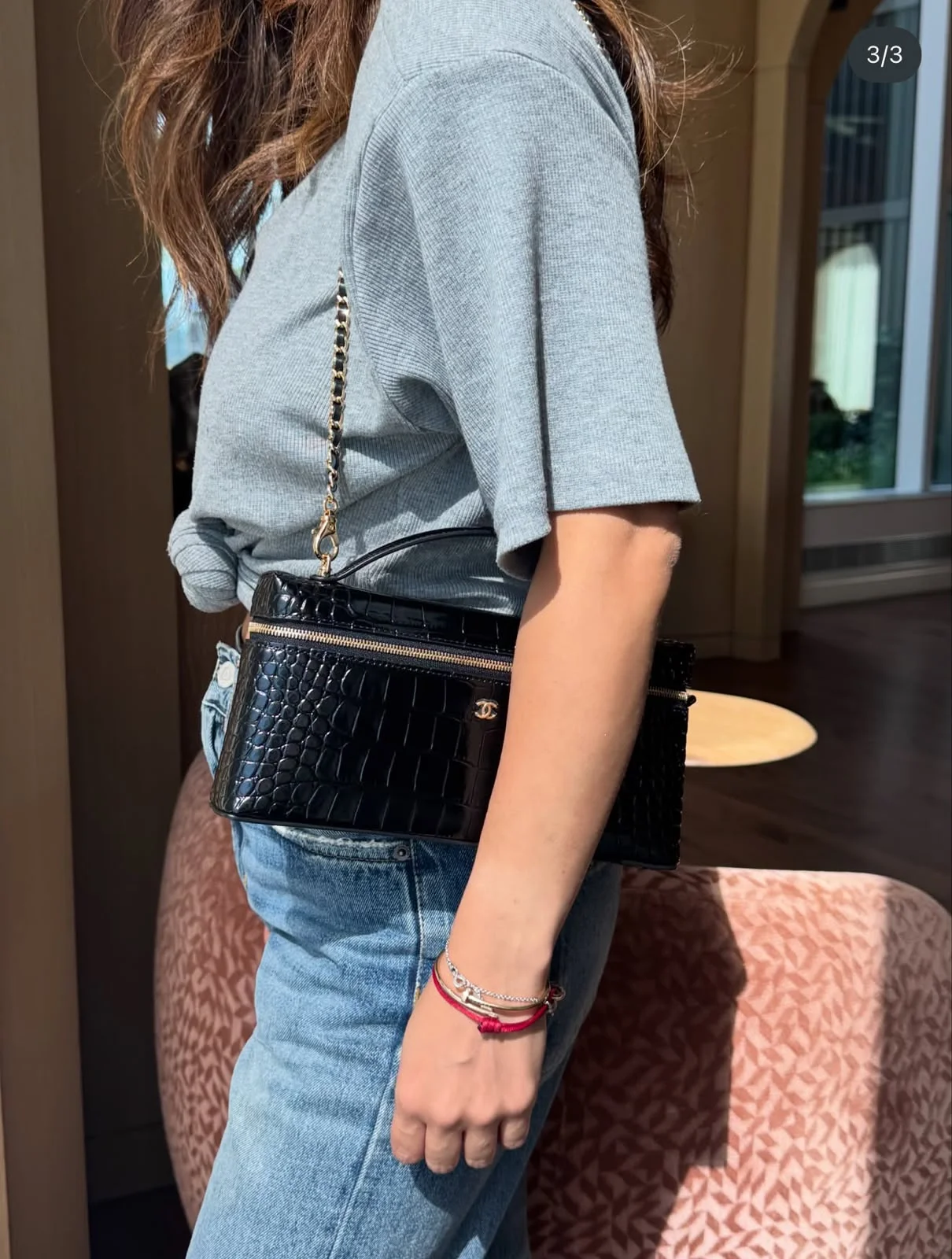 Chanel long vanity top handle Croco Embossed Black GHW - photo 8