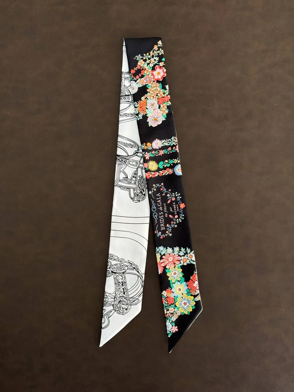 Hermes Hermes Twilly Brides de Gala En Fleurs Twilly Noir Black  / Multicolore / Blanc White
