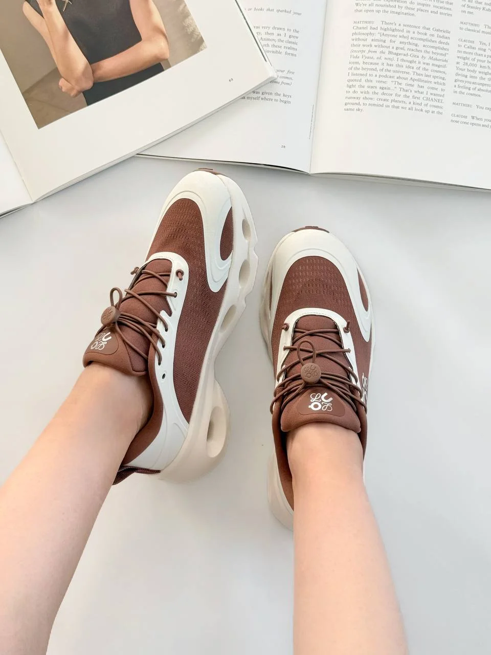 Loewe X ON Cloudsolo Sneaker Women Taupe / Eggshell - photo 4