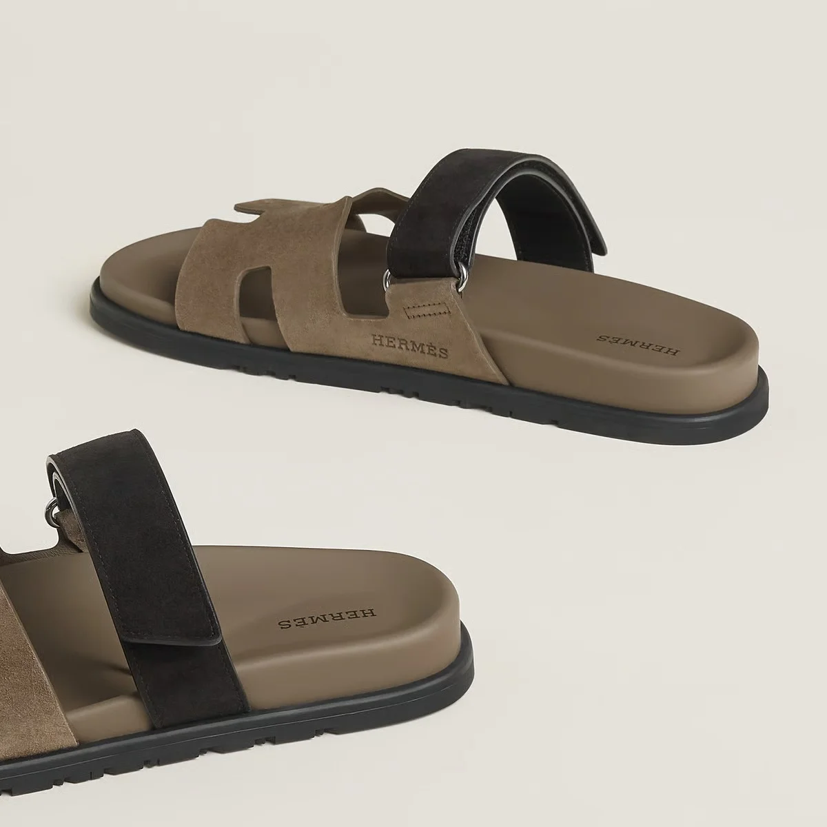 Hermes Hermes Chypre Sandal Suede Etoupe / Noir
