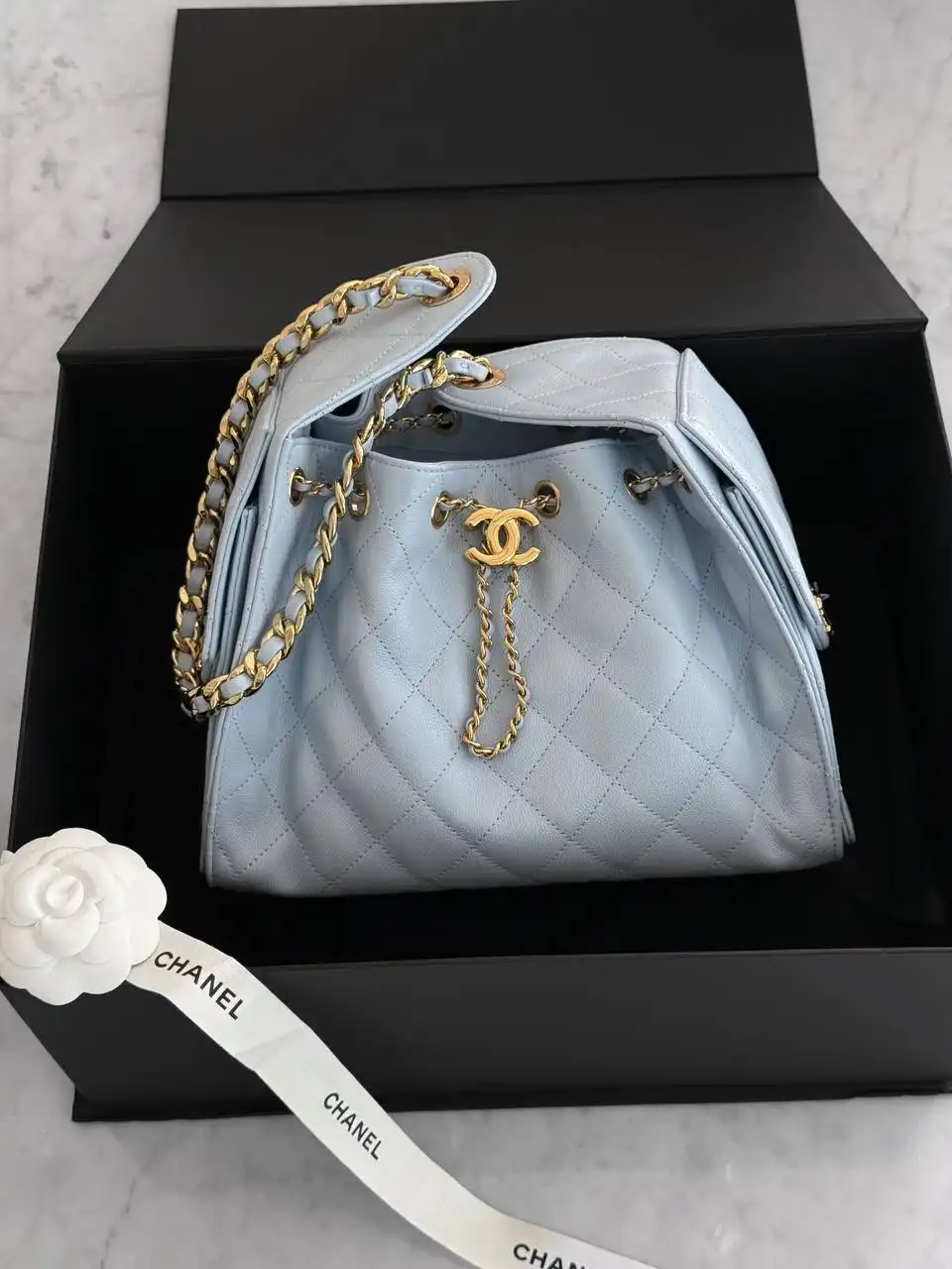 CHANEL Chanel 25 / C25 Small Light Blue Caviar GHW