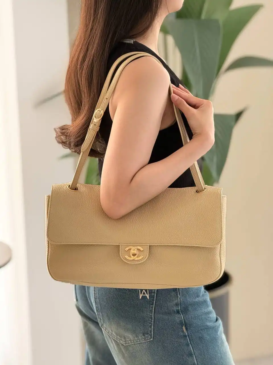 CHANEL Chanel Maxi Flap XL Light Beige GHW 32cm