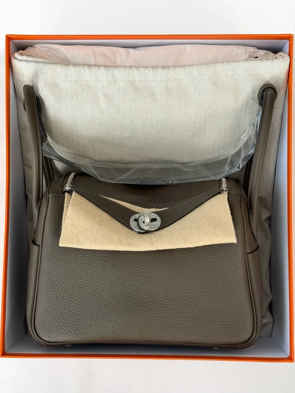 Hermes Plein Air Palette Metal & Applicator | Snowceline Luxuries